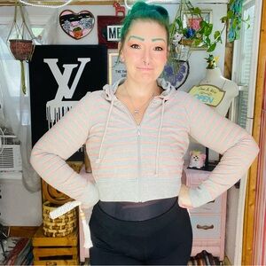 Love Change Orange & Gray Fitted Cropped Sweatshirt Hoodie Size Medium